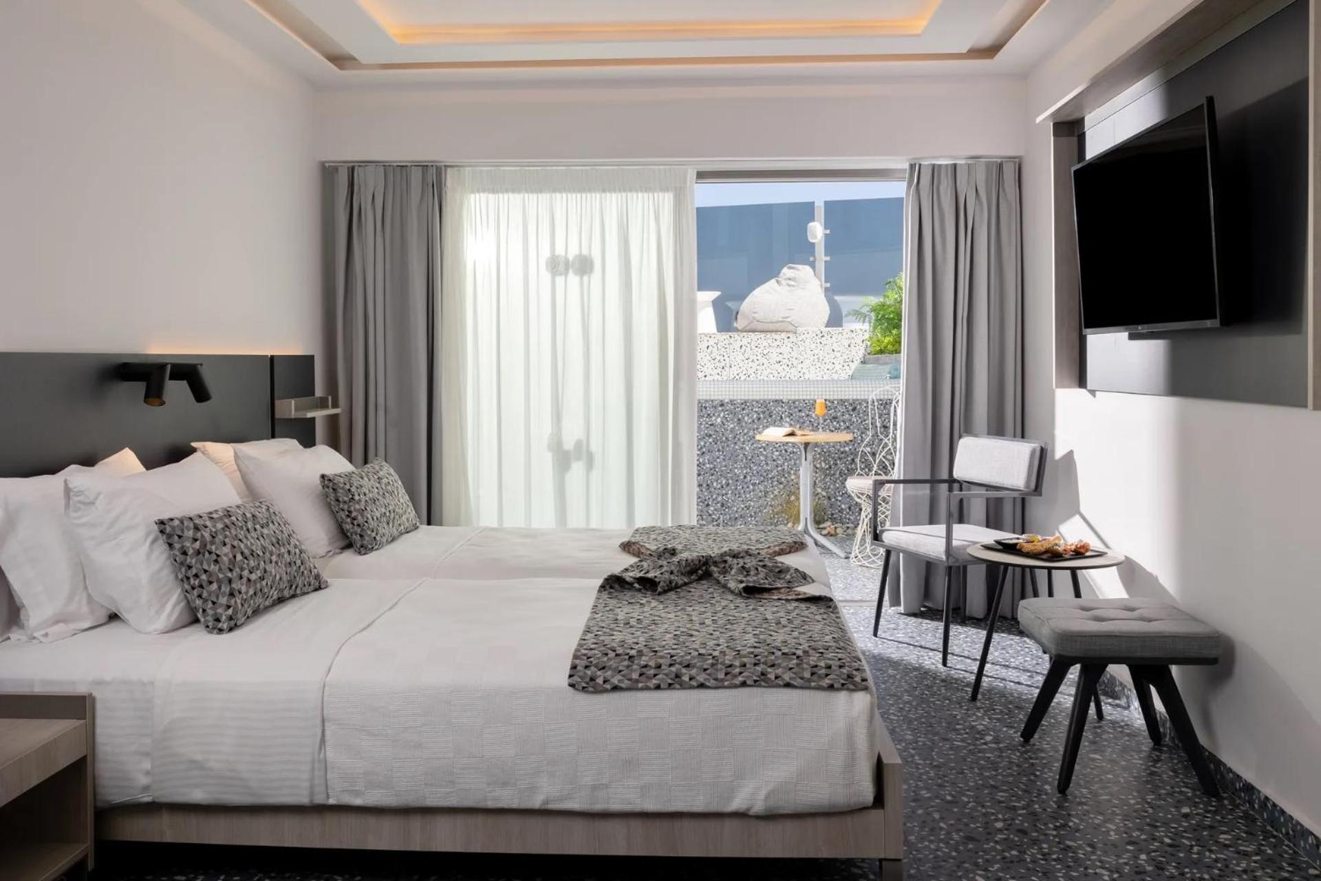 Pearl Seabreeze Suites Ретимно Номер фото