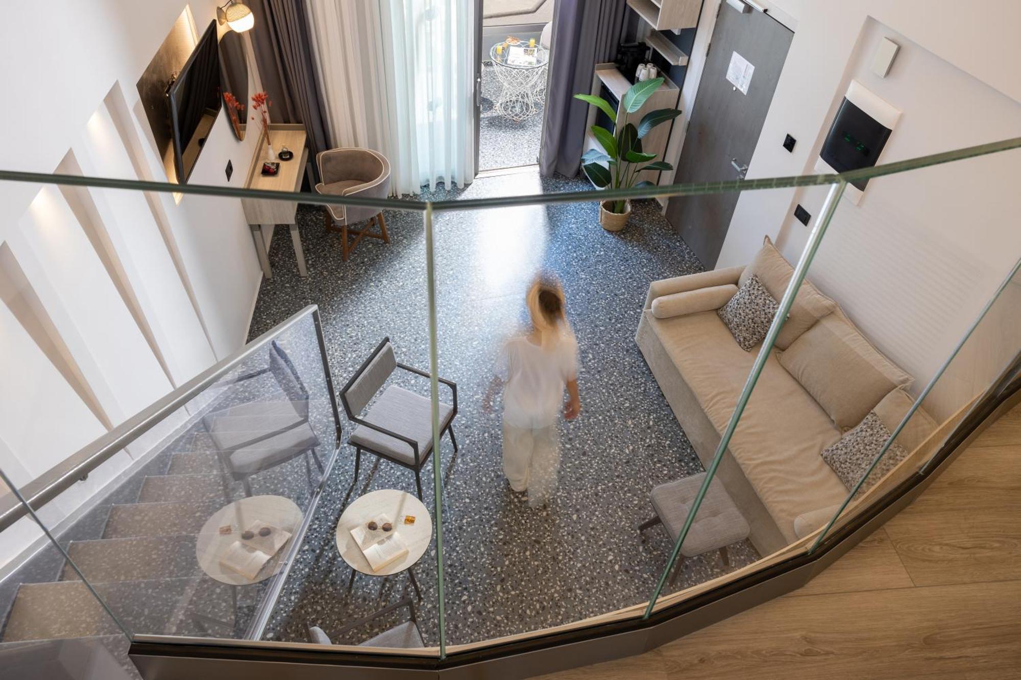 Pearl Seabreeze Suites Ретимно Экстерьер фото